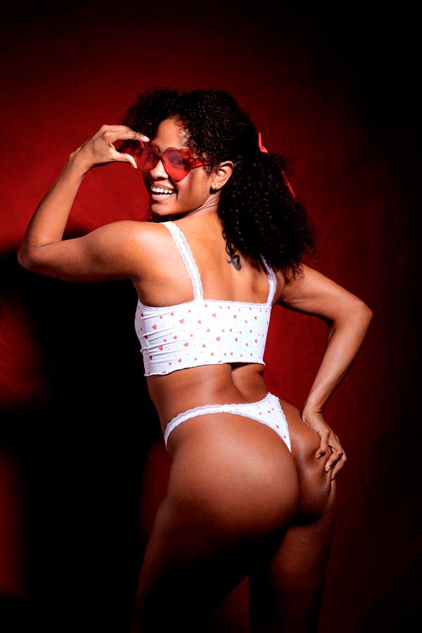 Alba Almeida san valentin